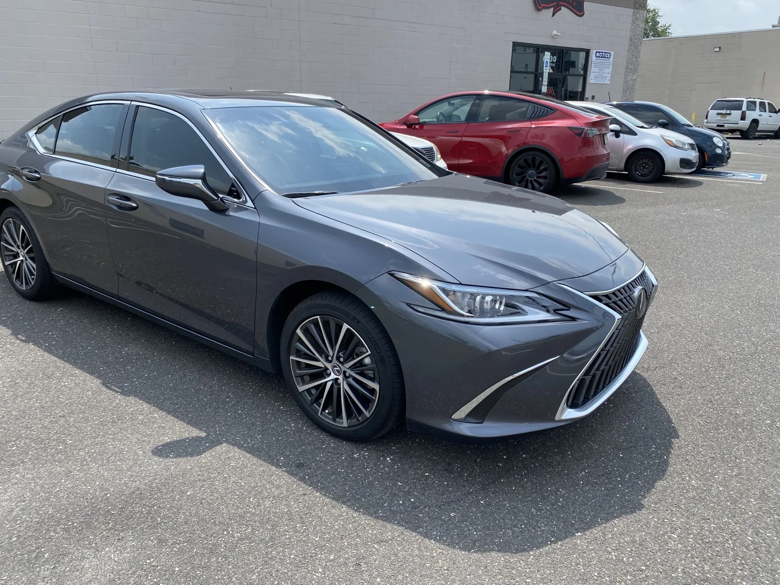 2019–2025 Lexus ES 350 Window Tint Guide: Prices, 35% Tint & Installation — photo 9