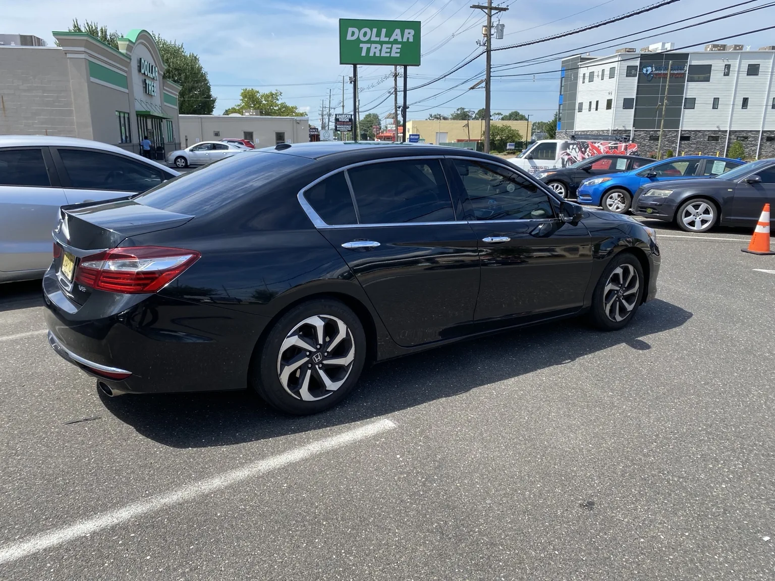 Is 20% or 35% Tint Darker? 20% vs. 35% Window Tint Explained — photo 2