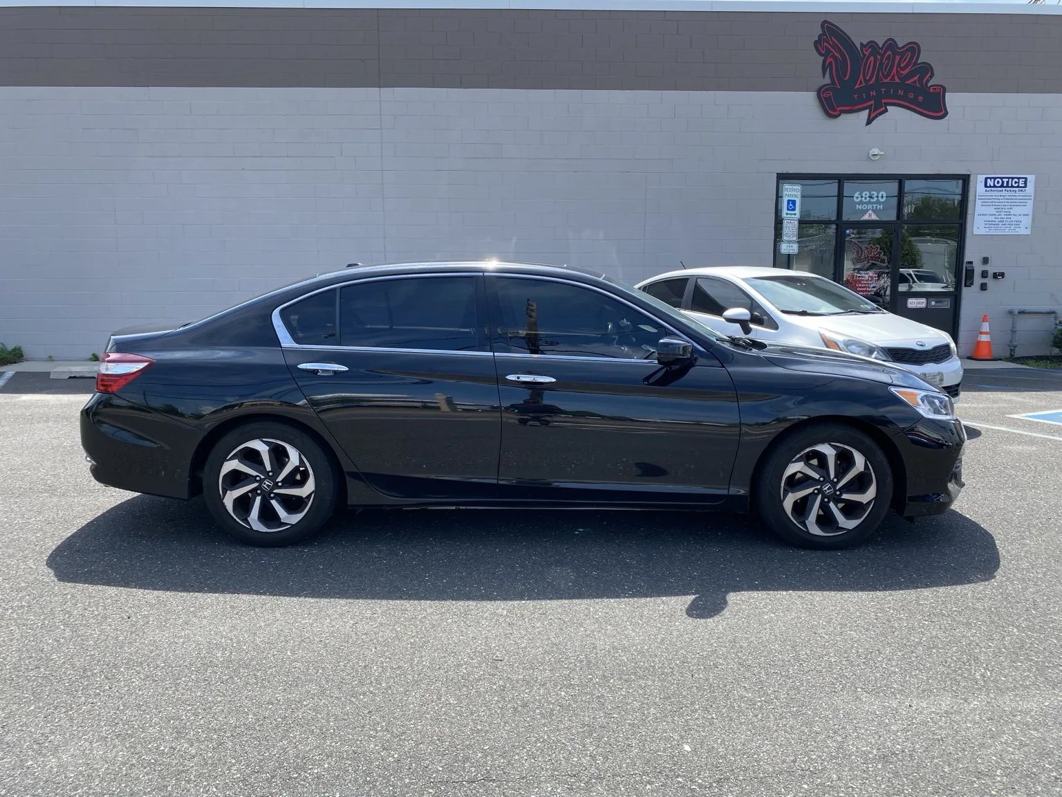 Is 20% or 35% Tint Darker? 20% vs. 35% Window Tint Explained — photo 3