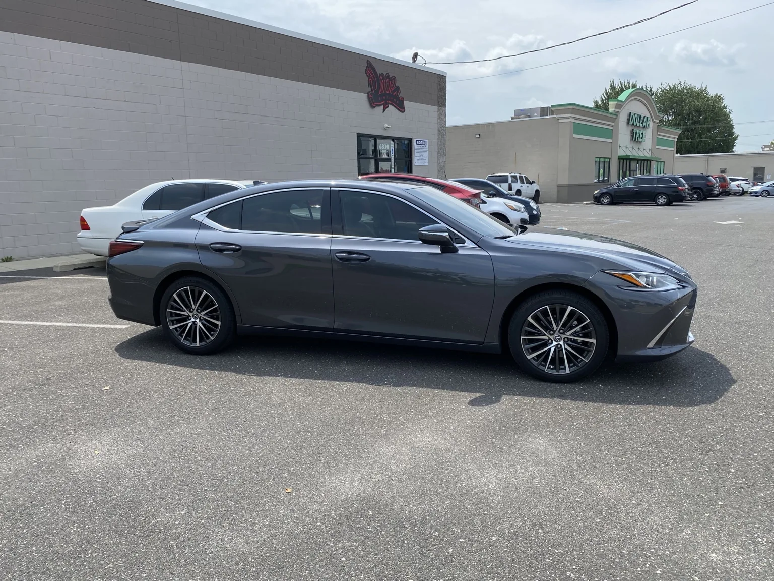 Is 20% or 35% Tint Darker? 20% vs. 35% Window Tint Explained — photo 4