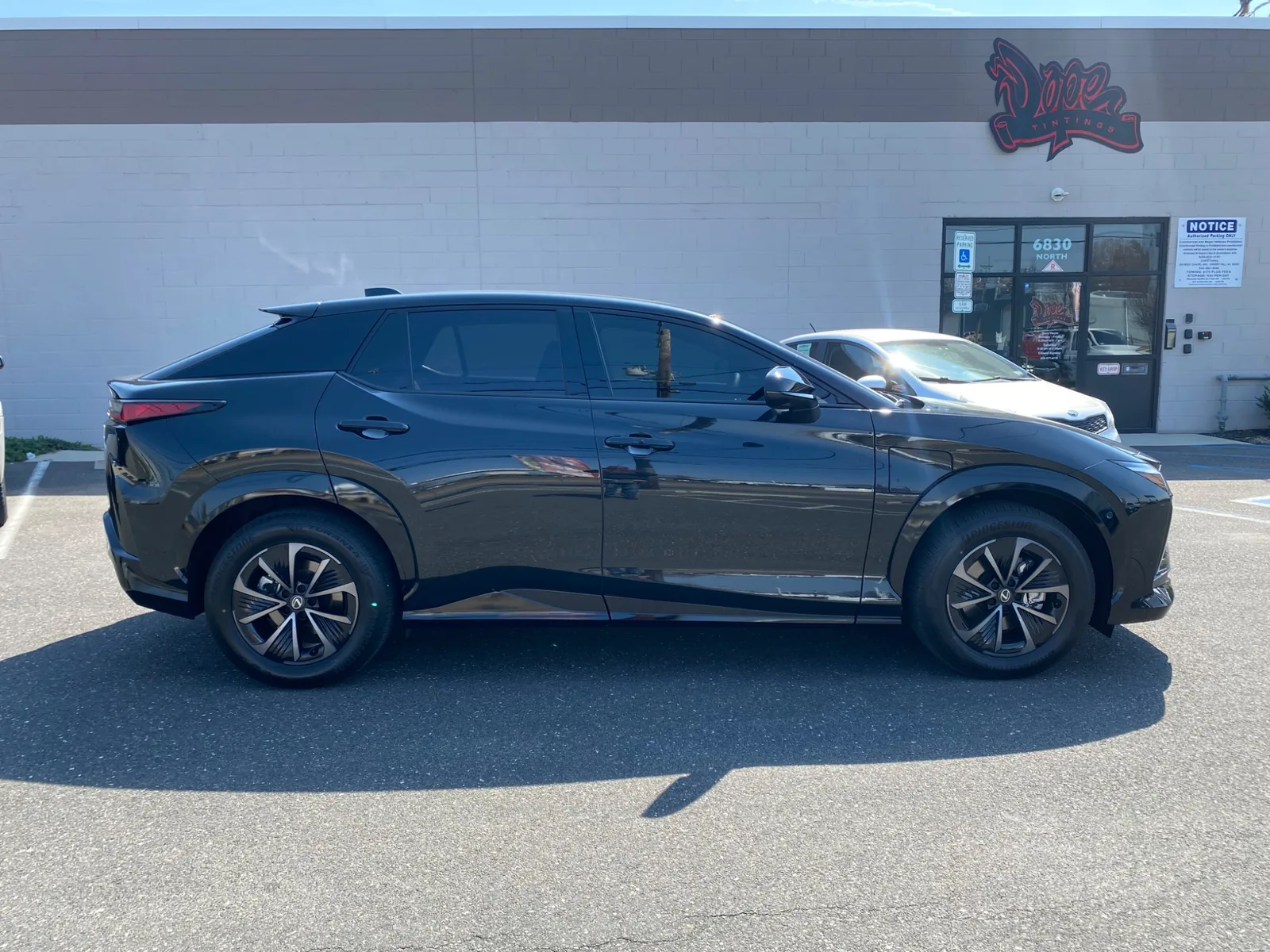 What Is the Difference Between Carbon and Ceramic Window Tint? — photo 11