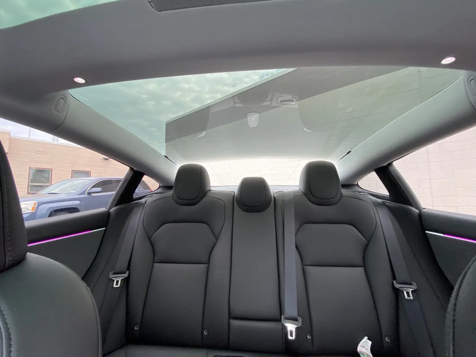 What Does 20% Side Window Tint Look Like on a 2024–Present Tesla Model 3? — photo 5