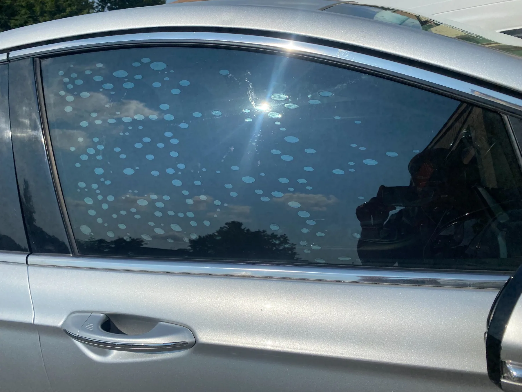 Can You Remove Window Tint Yourself? DIY vs. Professional Removal — photo 5