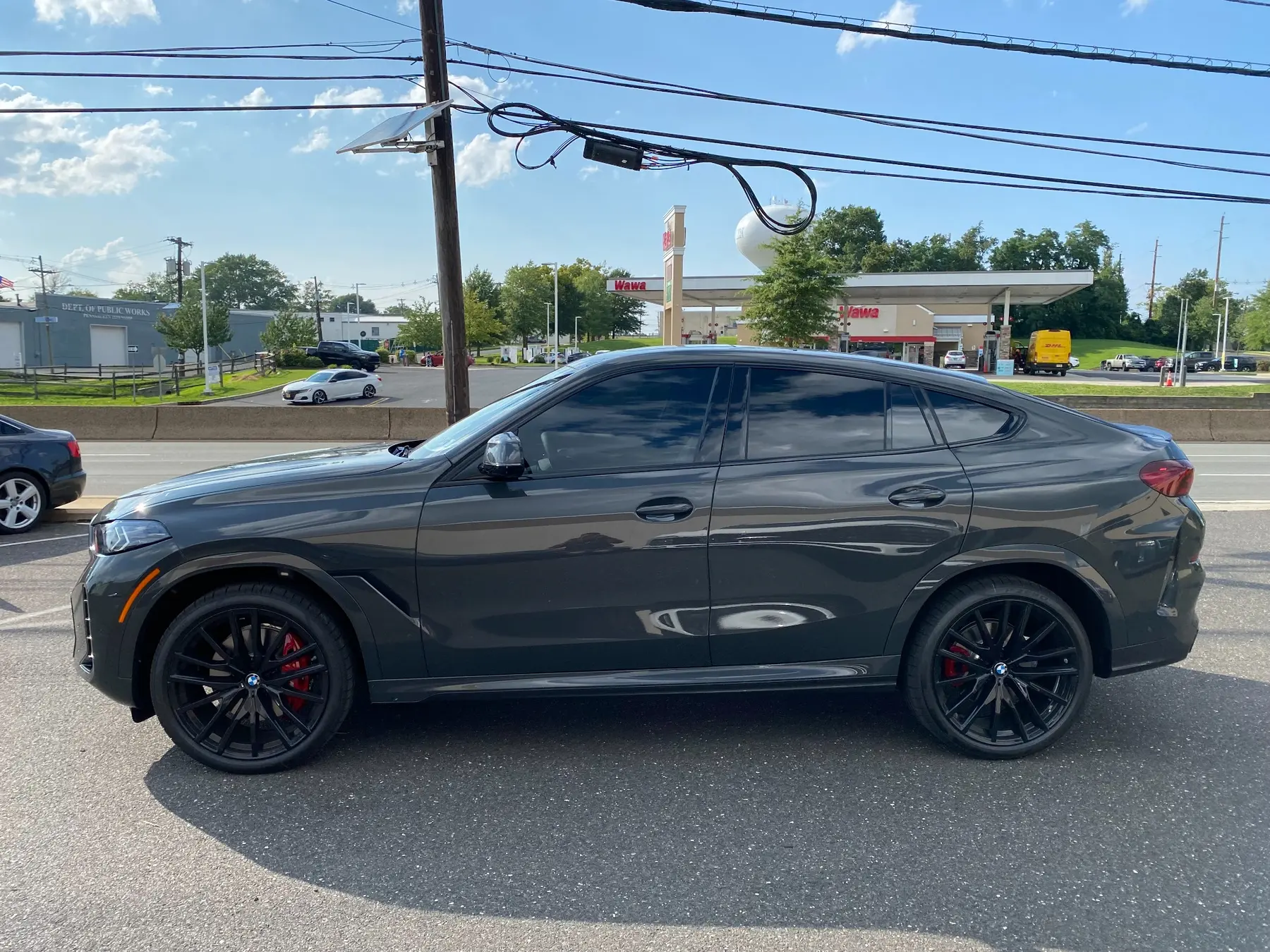What Does 20% Front Window Tint Look Like on a 2020–2027 BMW X6? — photo 3