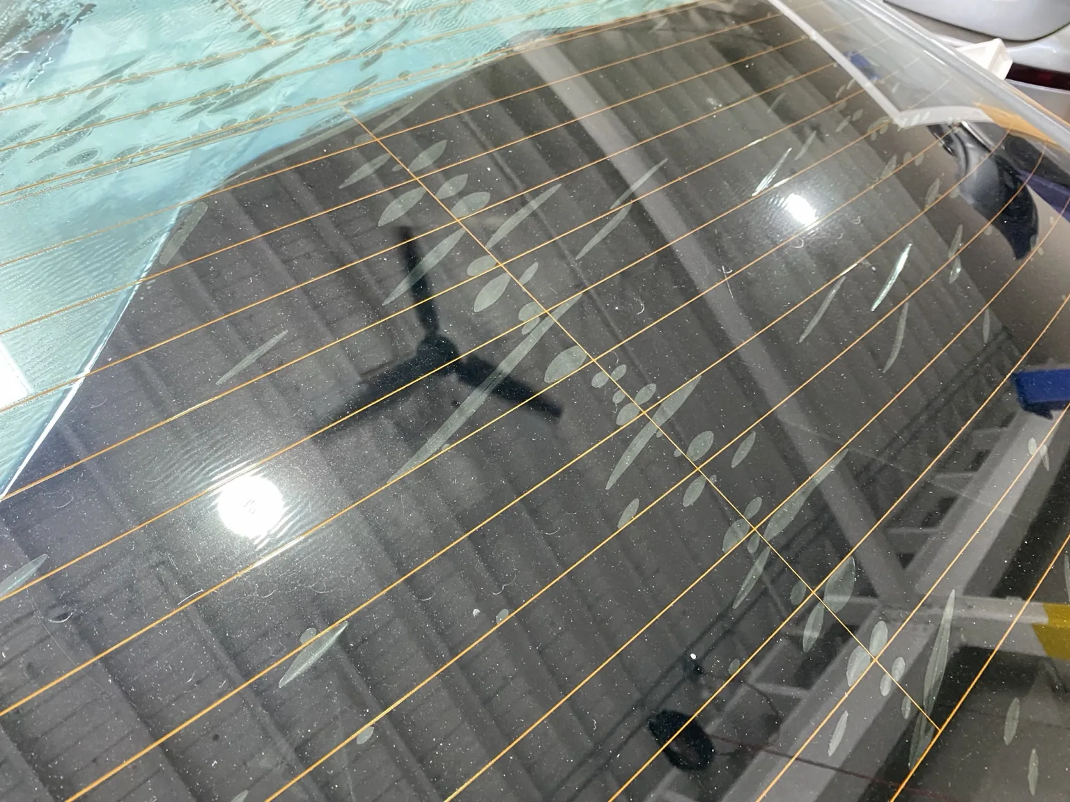 Why Is My Back Window Tint Bubbling? — photo 3