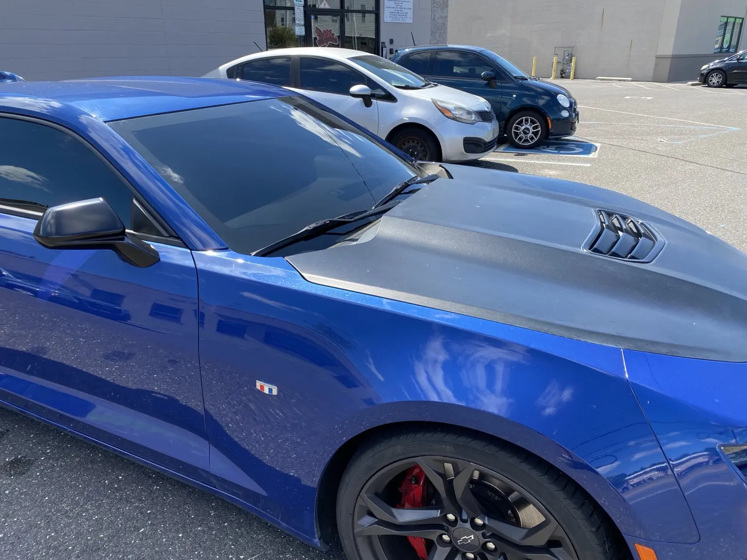 What Does 35% Windshield Tint Look Like on a 2016–2024 Chevrolet Camaro? — photo 3