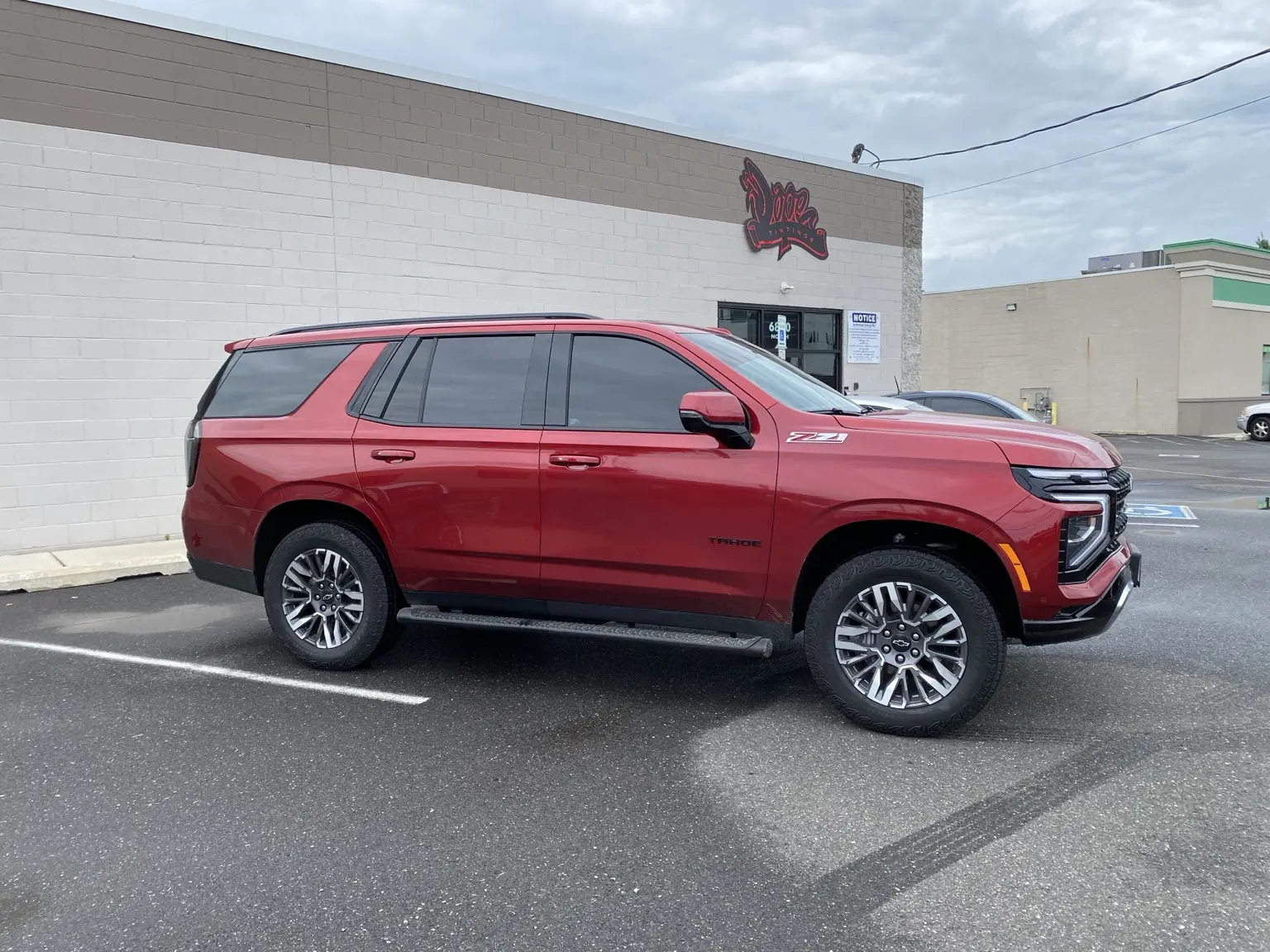 What Does 5% Tint Look Like on a 2021–2026 Chevrolet Tahoe?