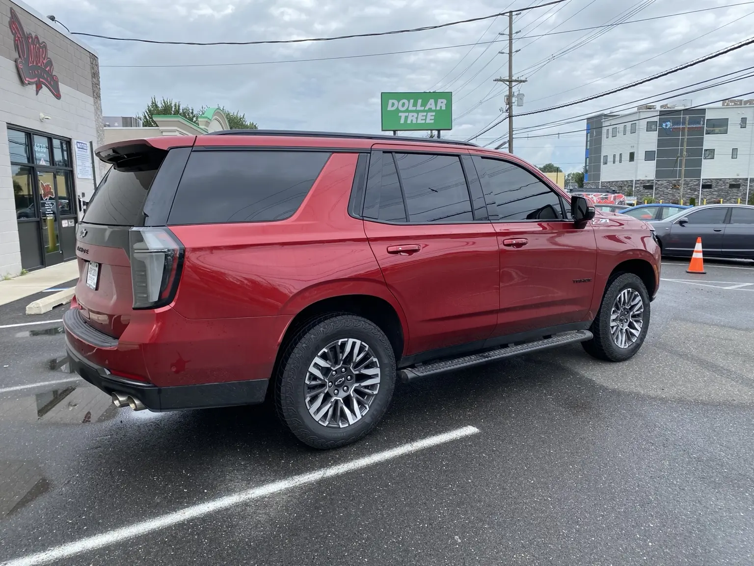 What Does 5% Tint Look Like on a 2021–2026 Chevrolet Tahoe? — photo 5