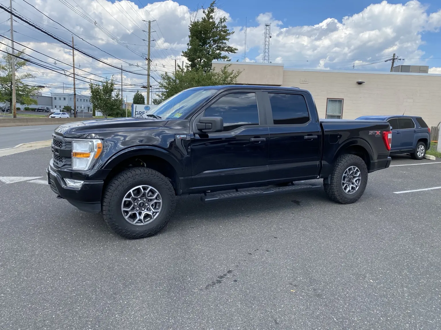 What Does 15% Front Window Tint Look Like on a 2021–2026 Ford F-150? — photo 6