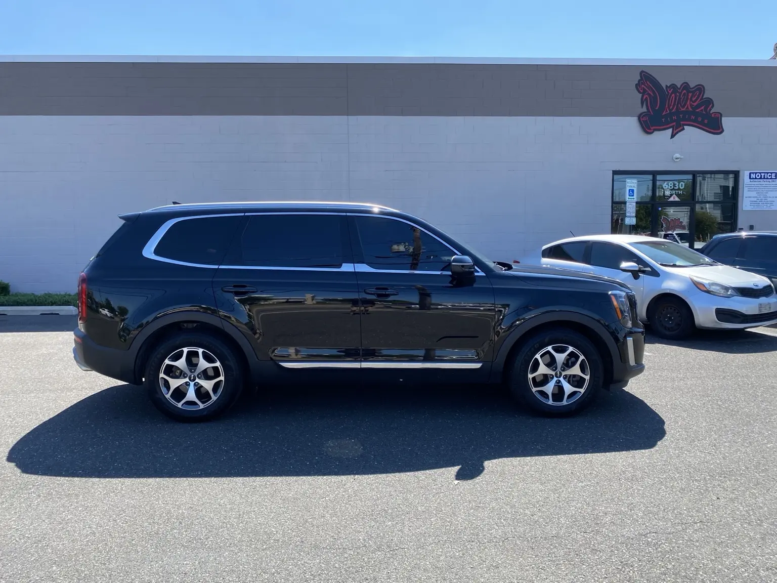 What Does 5% Tint Look Like on a 2020–2026 Kia Telluride? — photo 2