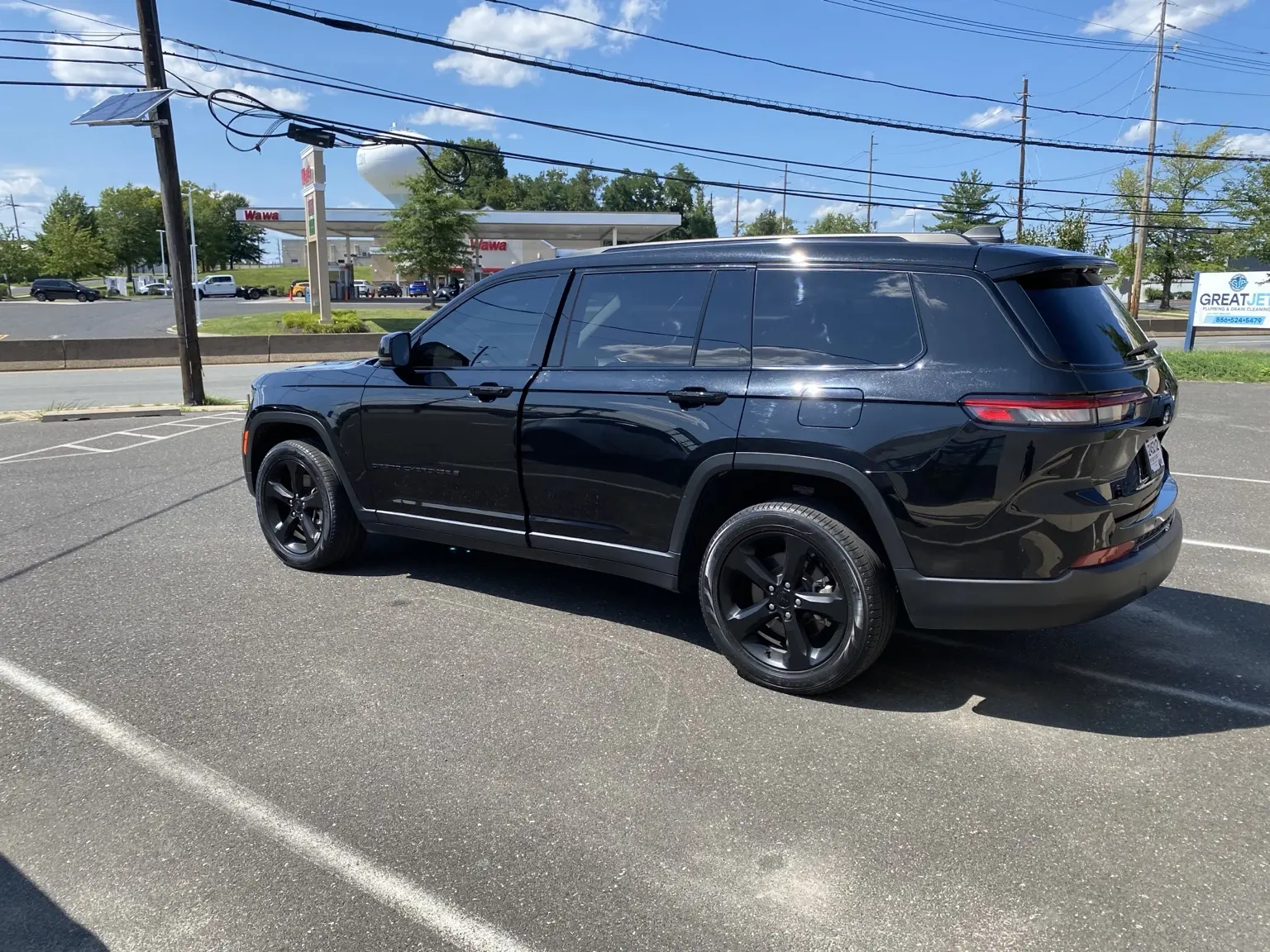 What Does 15% Tint Look Like on a 2021–2027 Jeep Grand Cherokee L? — photo 4
