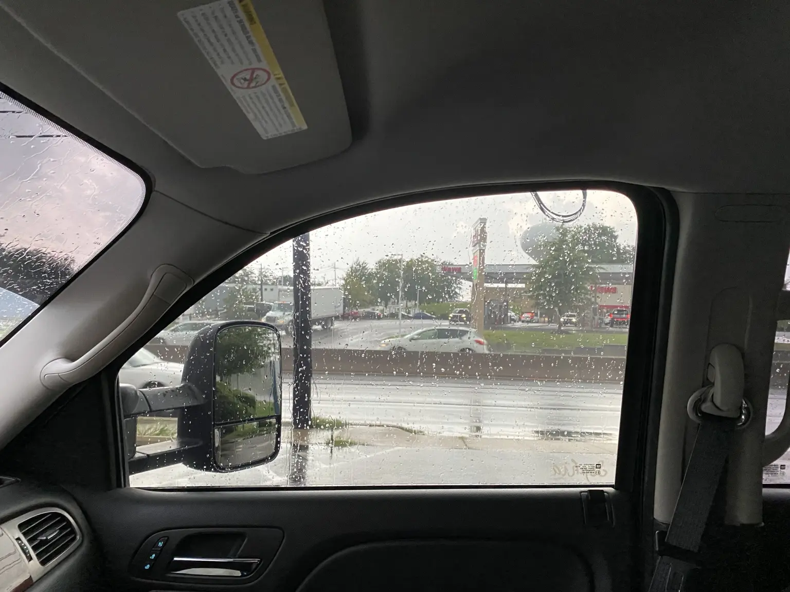 What Does 5% Tint Look Like on a 2007–2013 GMC Sierra 3500 HD? — photo 4