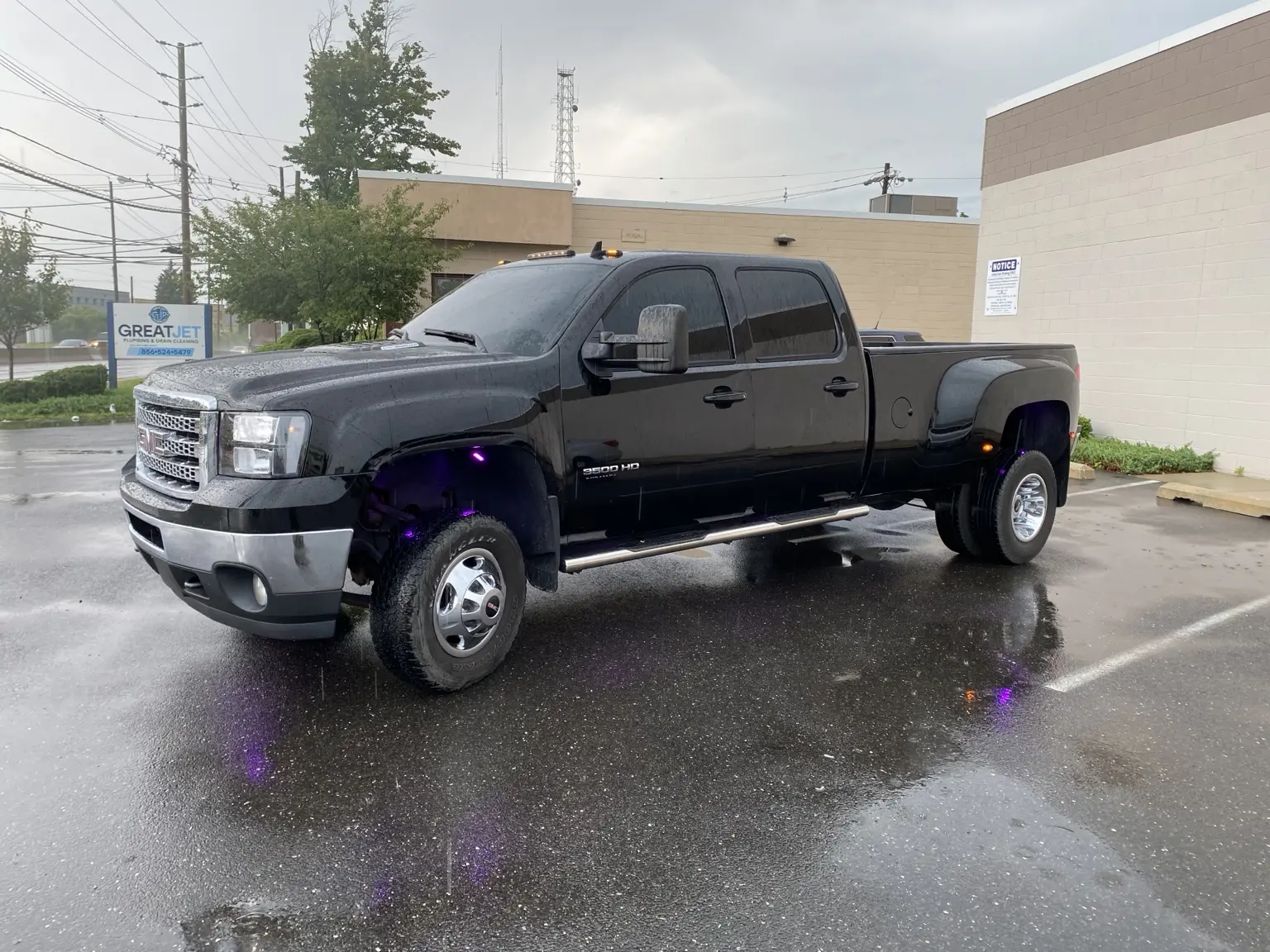 What Does 5% Tint Look Like on a 2007–2013 GMC Sierra 3500 HD? — photo 7