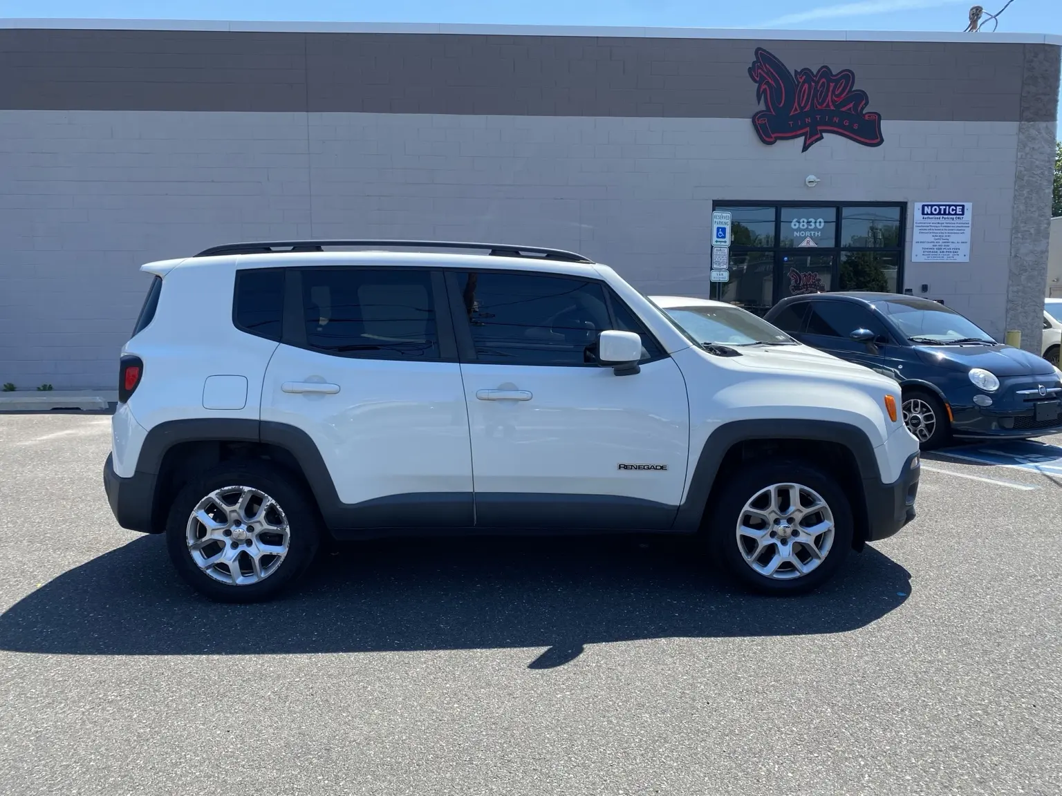 What Does 20% Front Window Tint Look Like on a 2015–2023 Jeep Renegade? — photo 2