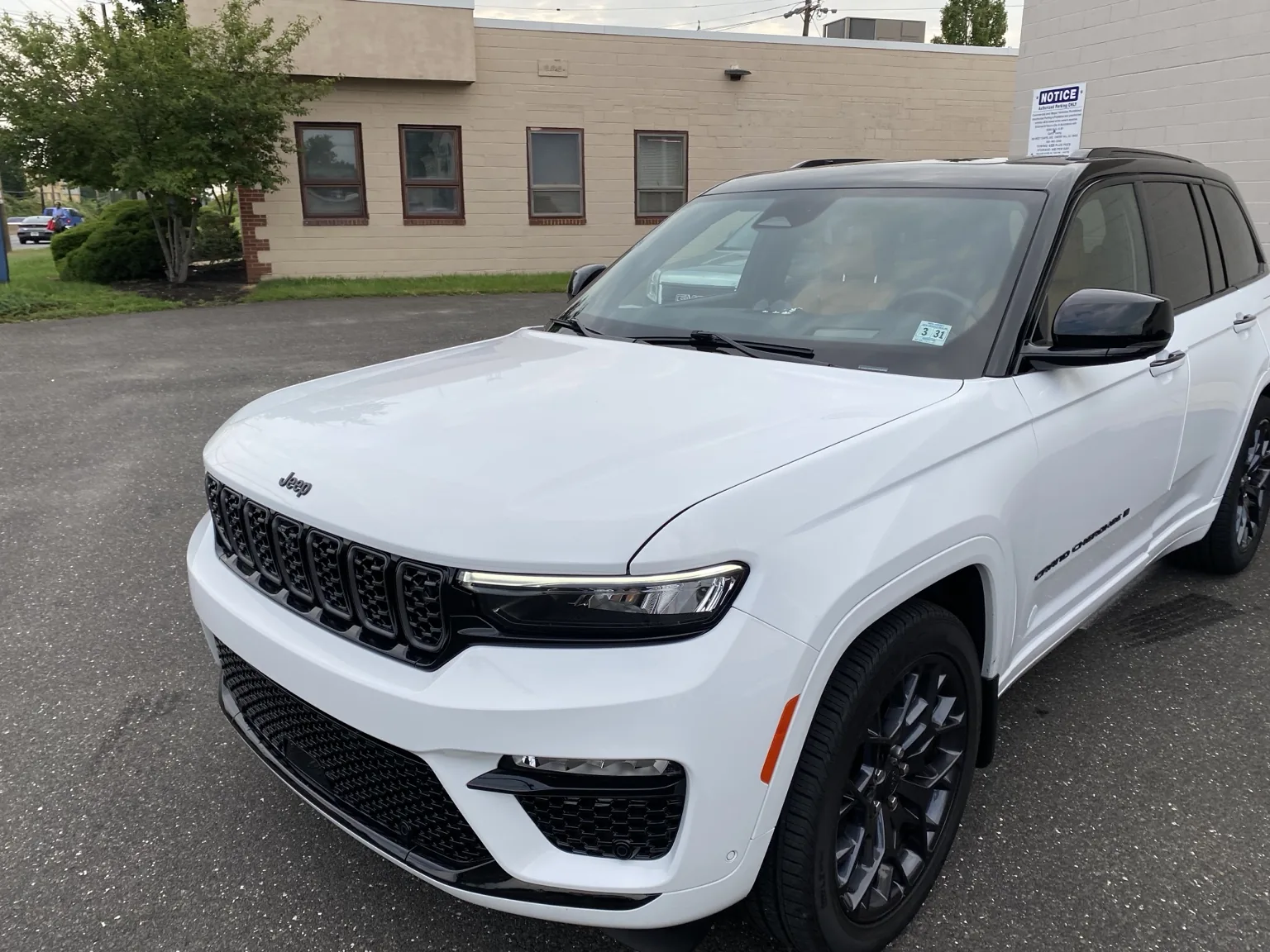 What Does Legal Window Tint Look Like on an SUV in New Jersey? — photo 8