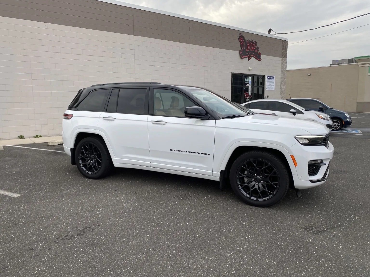 What Does Legal Window Tint Look Like on an SUV in Pennsylvania?