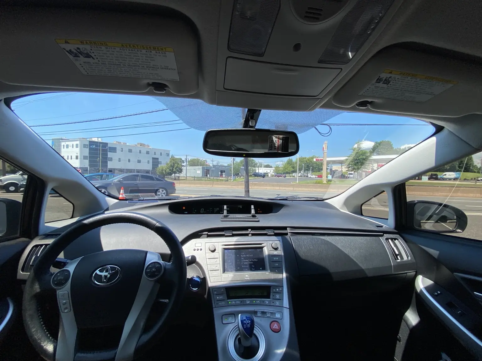 What Does 55% Windshield Tint Look Like on a 2010–2015 Toyota Prius? — photo 4